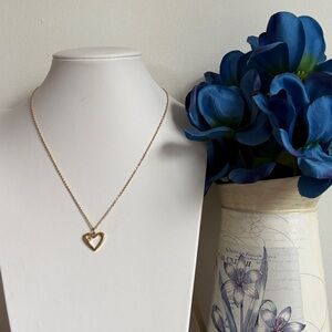 Delicate Gold Heart Rhinestone Pendant Necklace